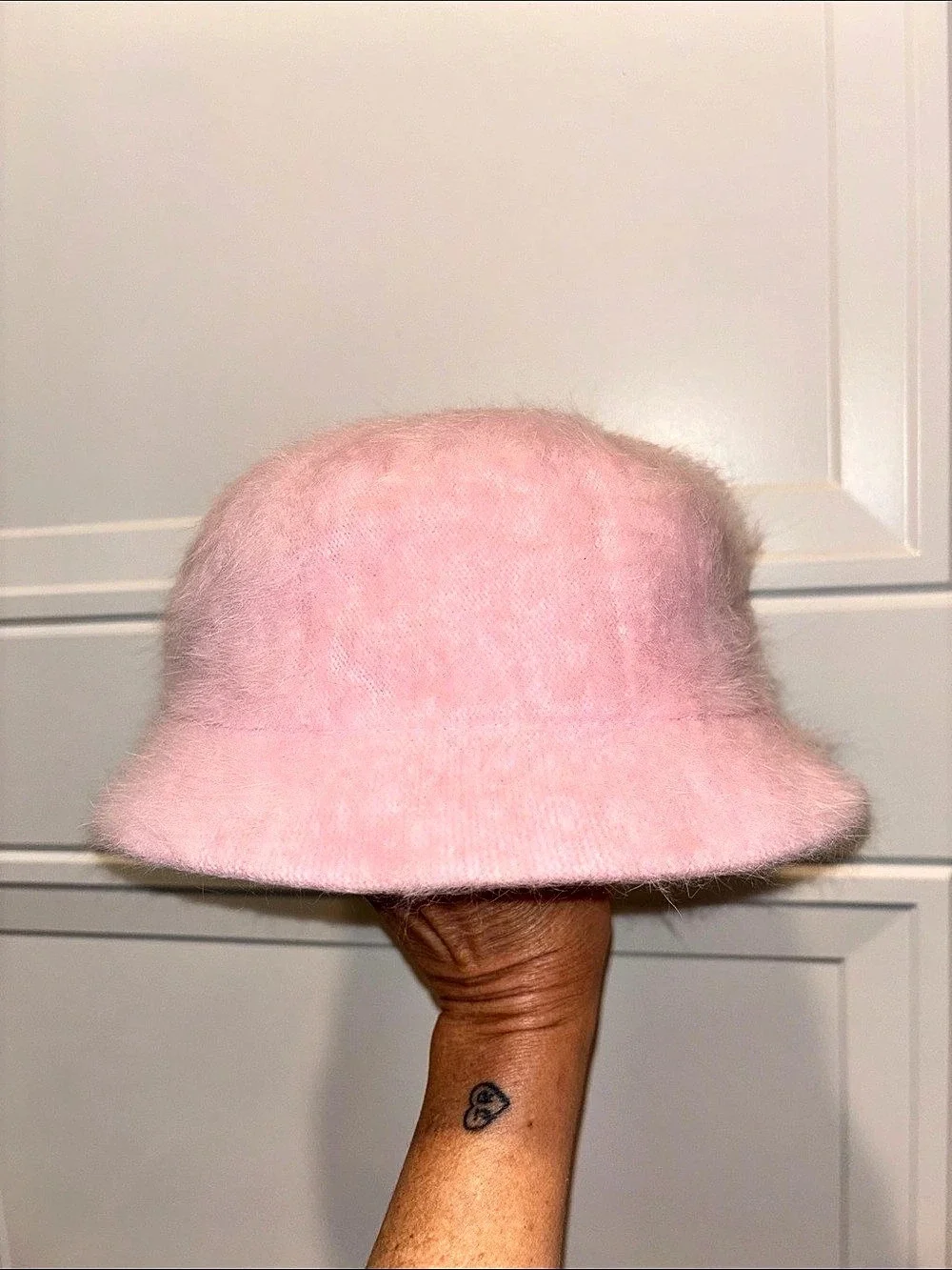 bebe Fuzzy Angora Blend Bucket Hat Pink Like New